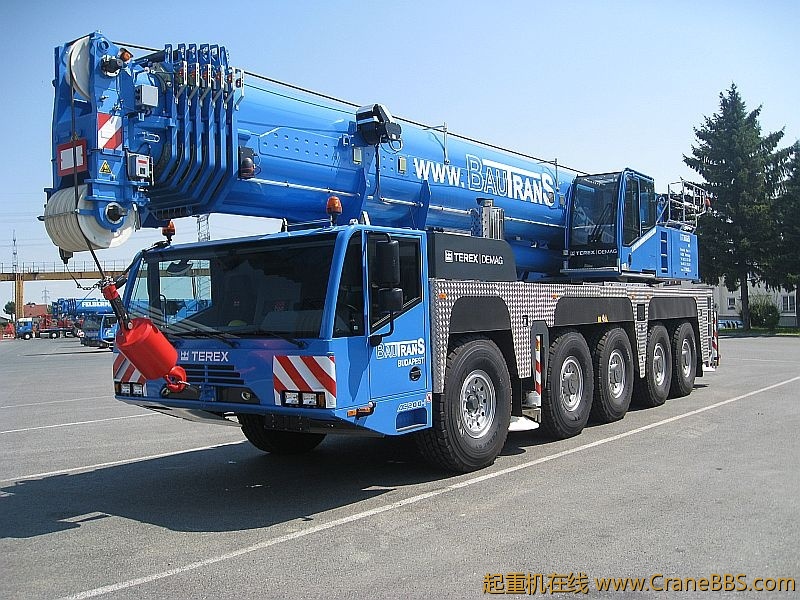 bautrans_ac200_1.jpg