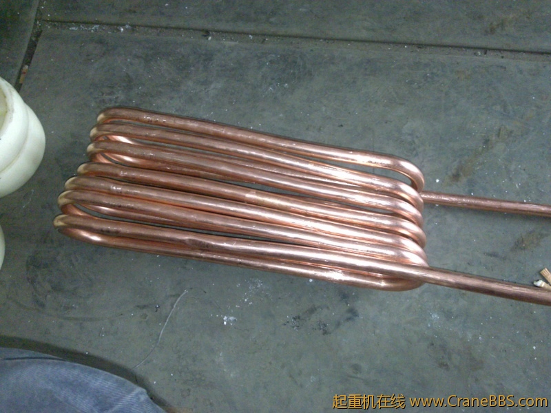 花400元买的铜管，压圆圈花了200元，太黑