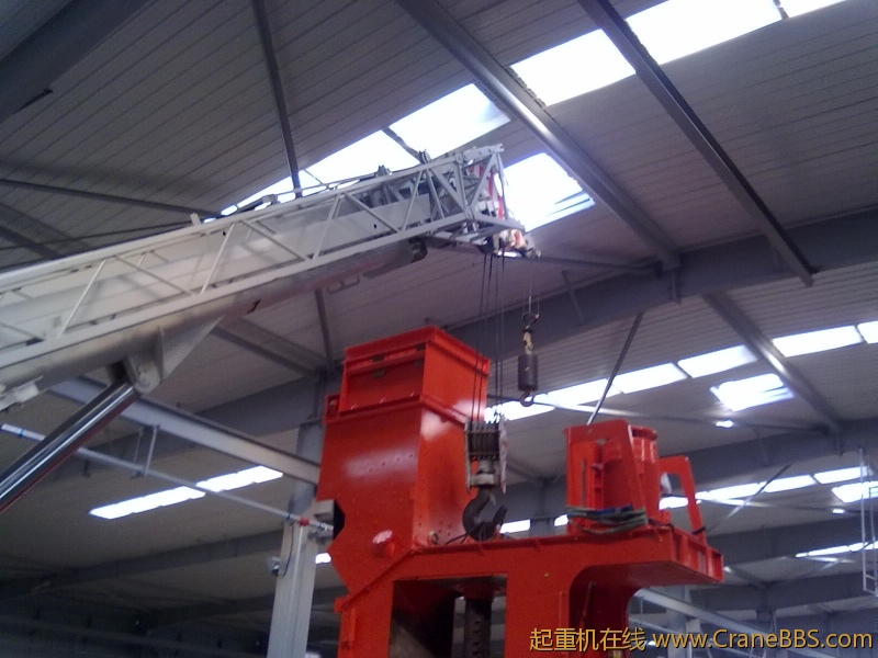 厂房限高不到十一米