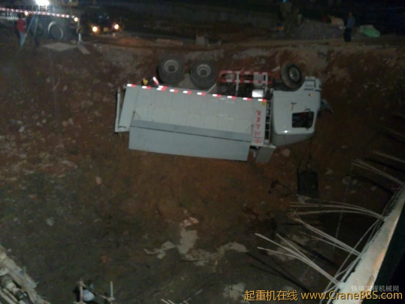 113129ia2ch8i2ihht2as8[1].jpg