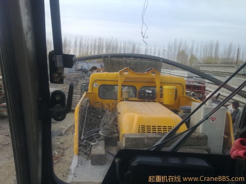 没有板车 我们这么运钢筋 不用吊车卸 呵呵