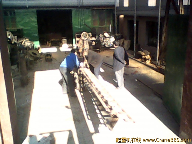 吊了一个简易的小天车