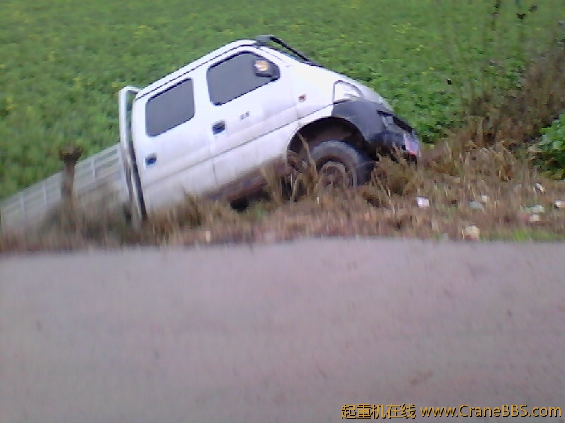 在坡上没拉手刹