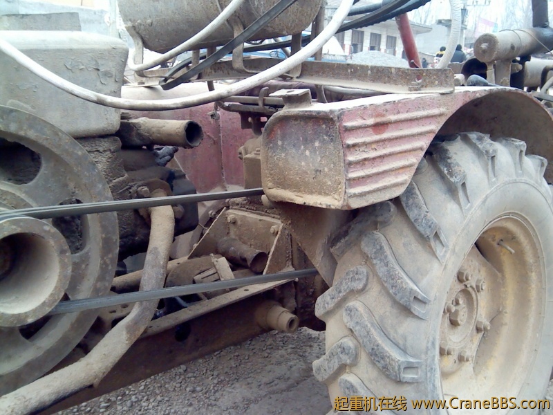 车子的前身应该是当废品品收来的