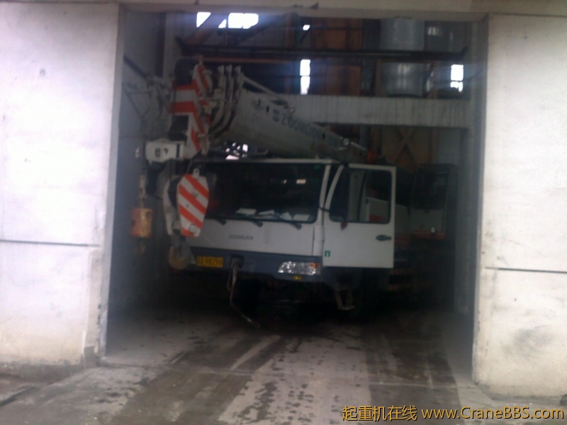 20120308499.jpg