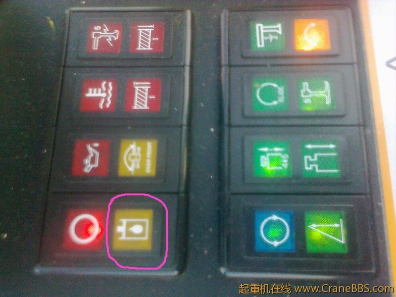 这个标志灯早晨把车刚发着的时候亮一会，等着上一个个多小时两个小时这个灯就自动灭了