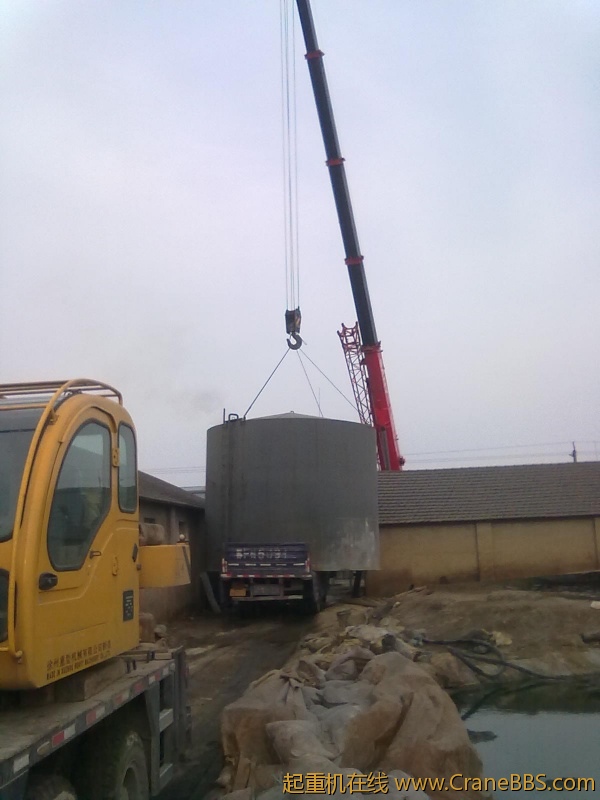 卡车出不去门口只有5米