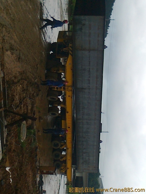 轴线版拉的箱梁