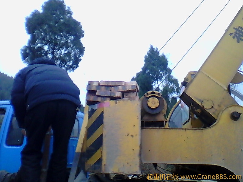 有点缺力现场加配重