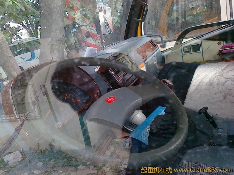 20120207537.jpg