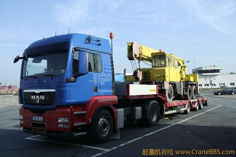 crane transport 4 TGS 18.480.jpg