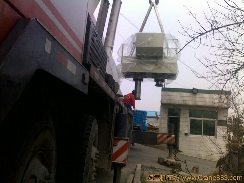 20120321582.jpg