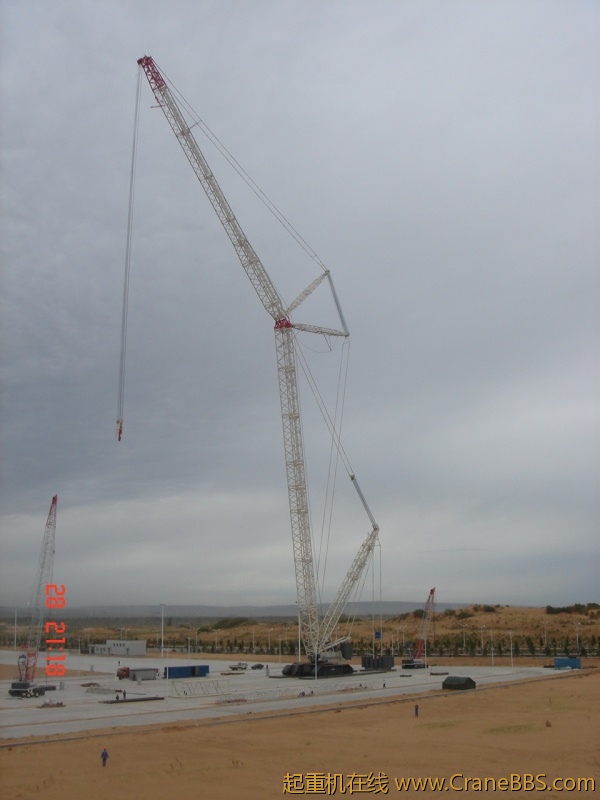 塔式工况，旁边是80吨