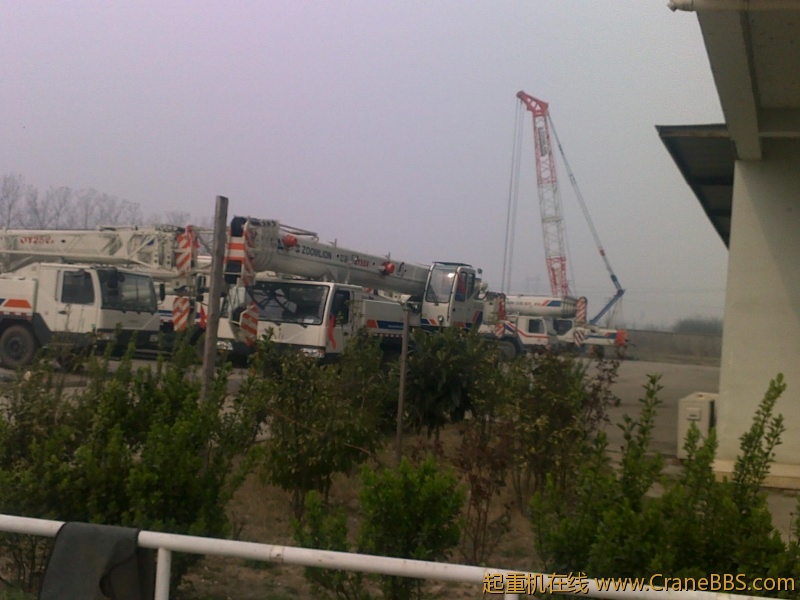 20120329737.jpg