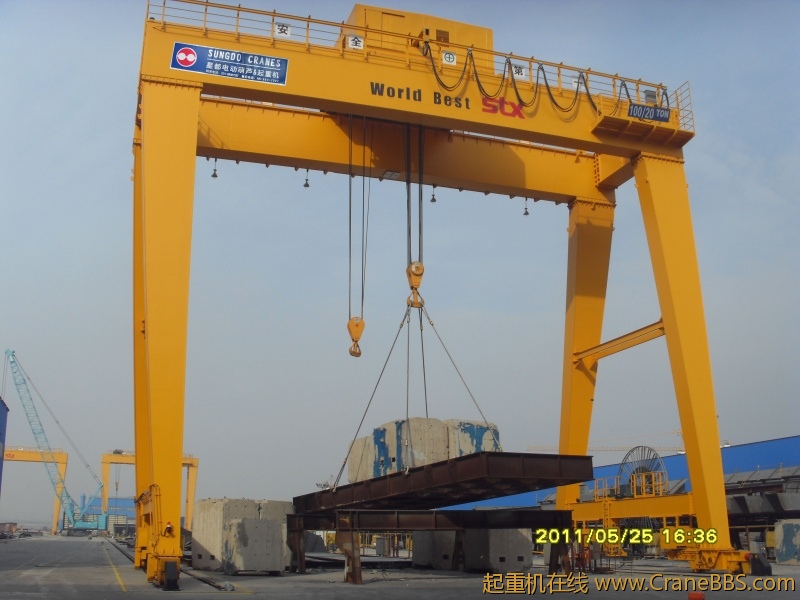100ton通用门式起重机