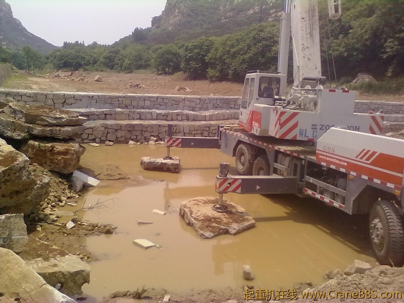 20120526972.jpg
