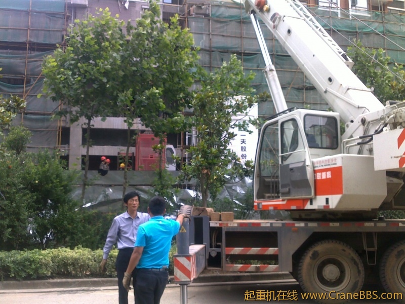 201206011265.jpg