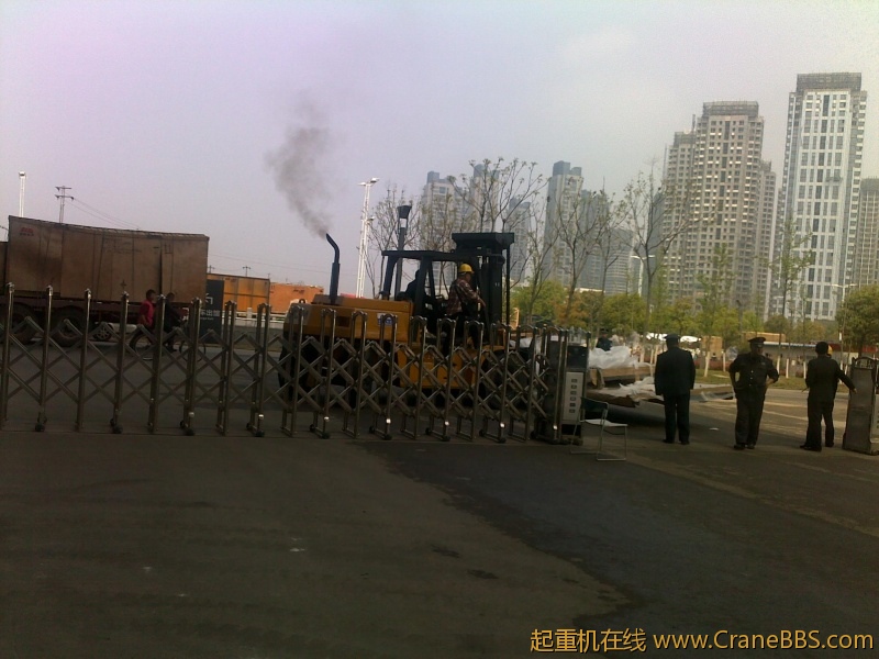 20120410816.jpg