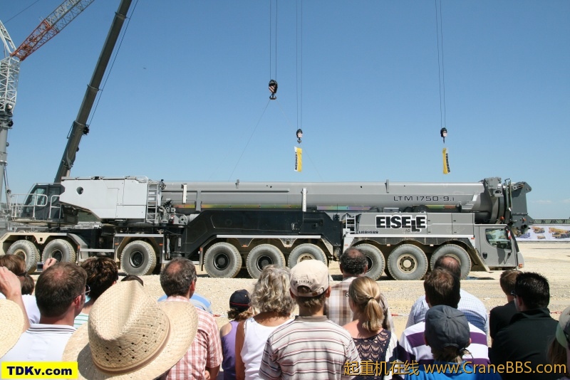 Liebherr-LTM1750-91-9766.jpg