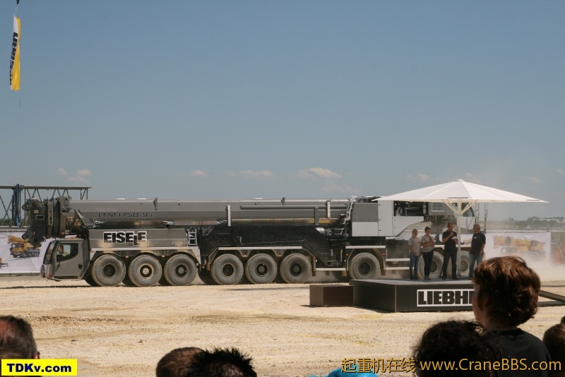 Liebherr-LTM1750-91-9767.jpg