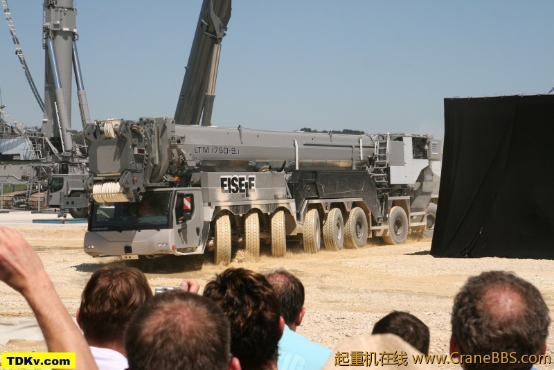 Liebherr-LTM1750-91-9768.jpg