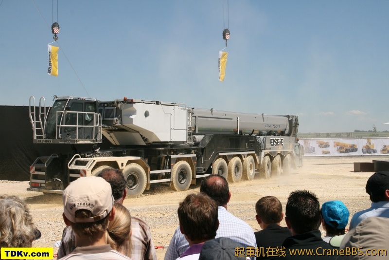 Liebherr-LTM1750-91-9774.jpg