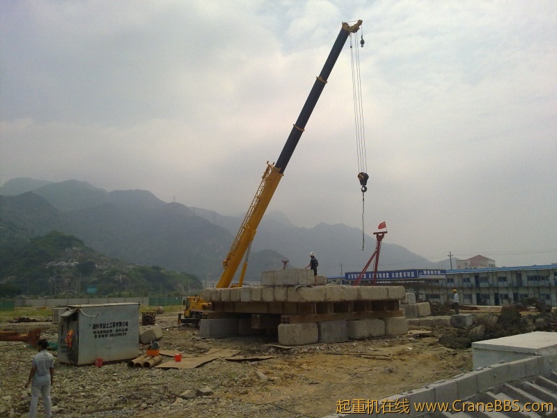 20120630842.jpg
