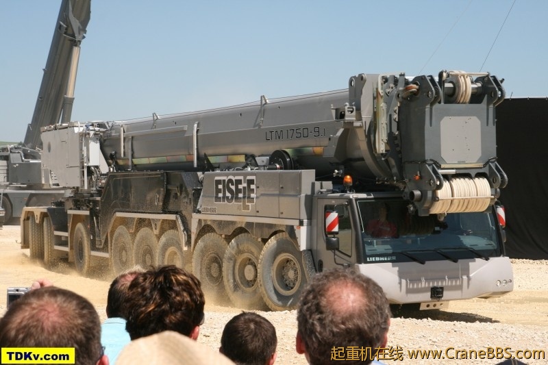 Liebherr-LTM1750-91-9770-800x533.jpg