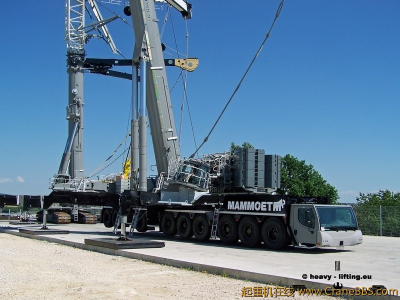 1750-9-1Mammoet.jpg