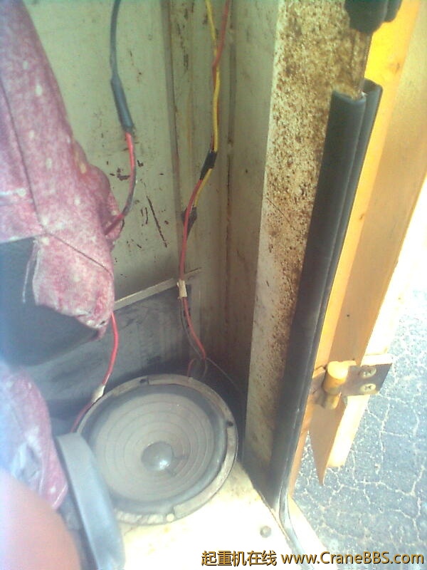 16C上车收音机喇叭