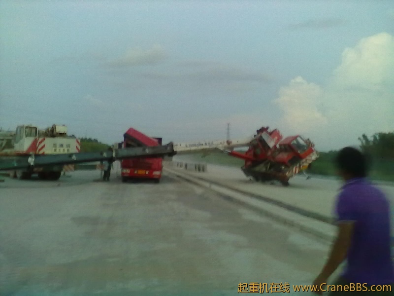 20120908772.jpg
