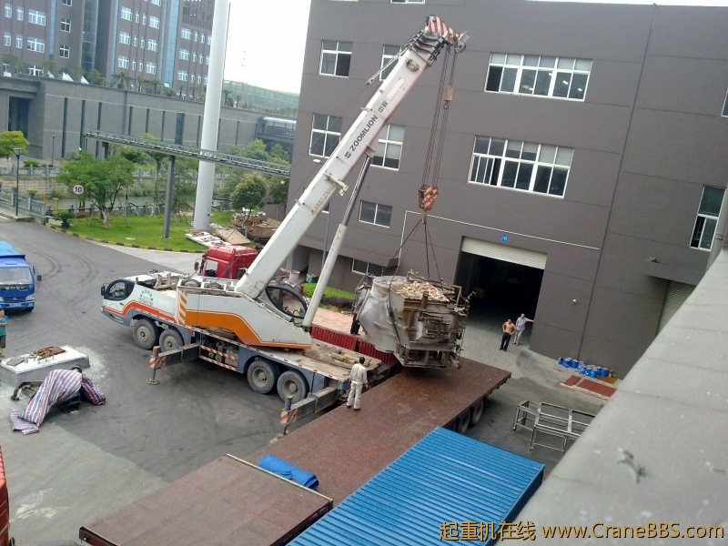 20120610816.jpg