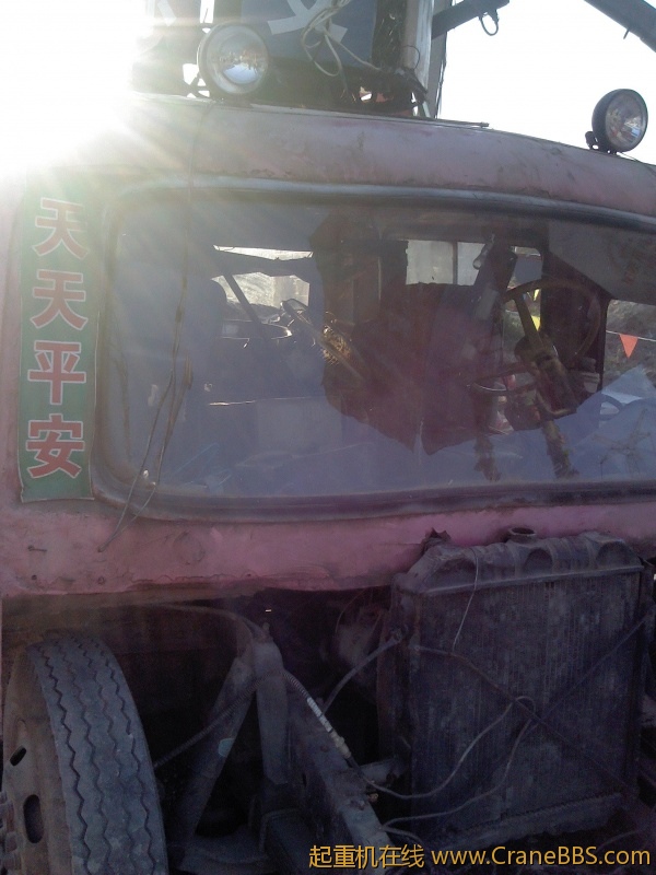 我问他了，小客车底盘