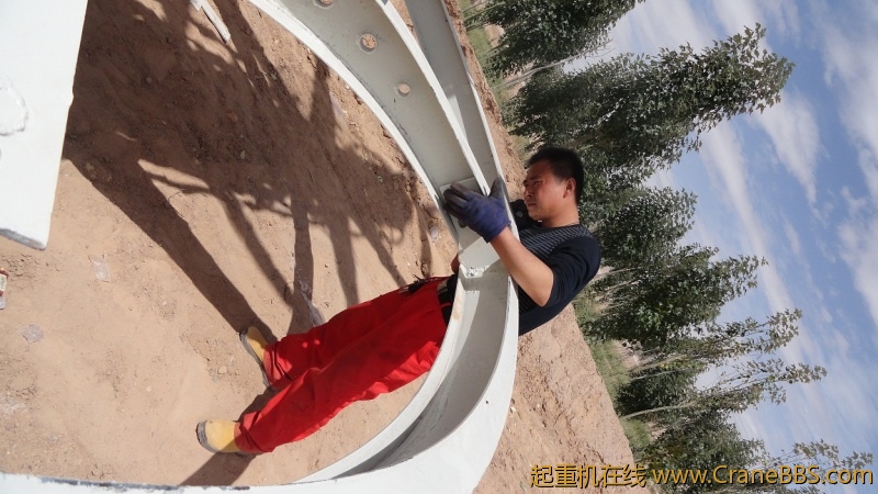 时间紧迫，我们的司机都去帮忙了