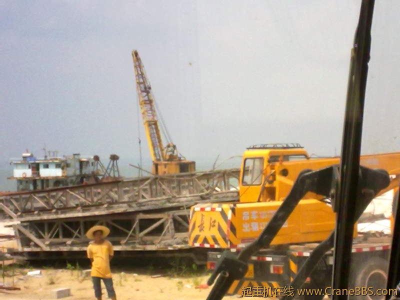20120926384.jpg