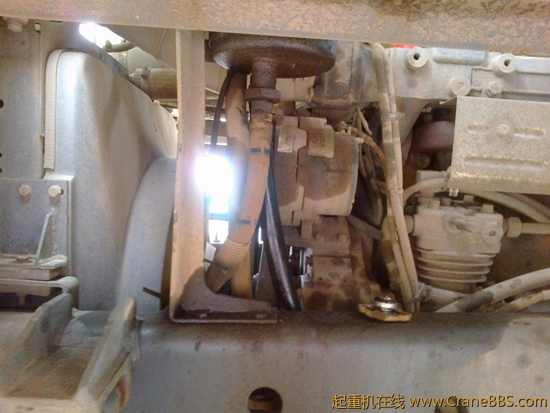 右边管子新换的