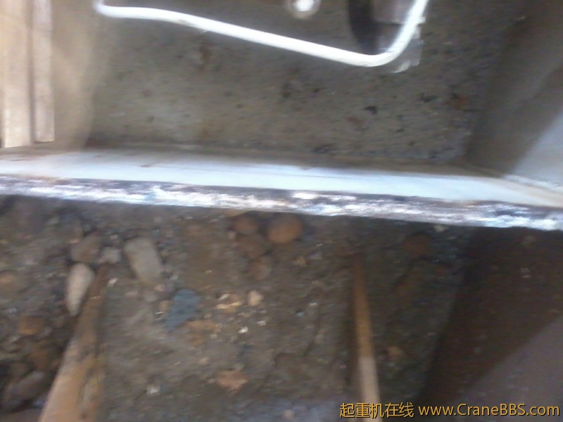 尼玛这有一半的沙子！