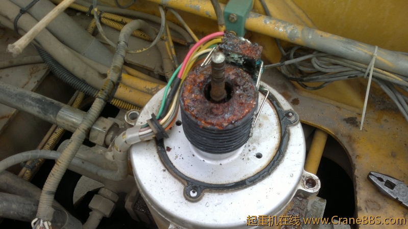 怎么锈成这样了？