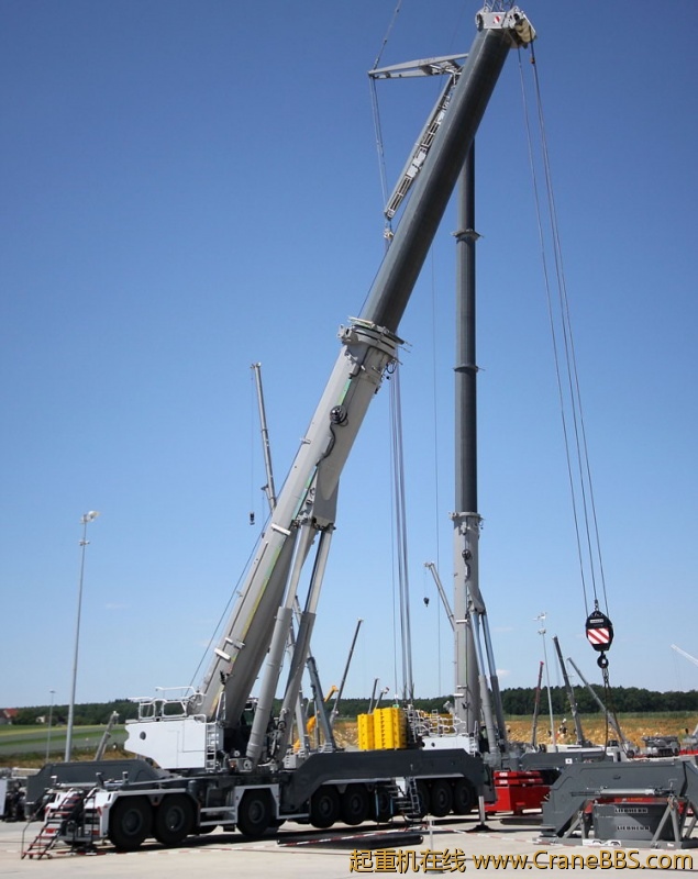 kra_liebherr_ltm1750_91_premiere2012_30.jpg