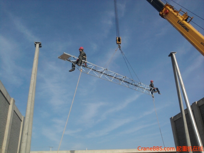 下午，开始吊装
