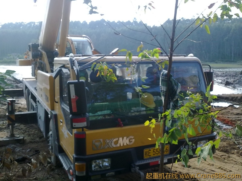 20121016533.jpg