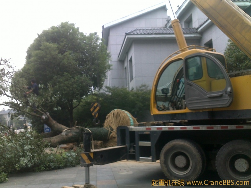201209211682.jpg