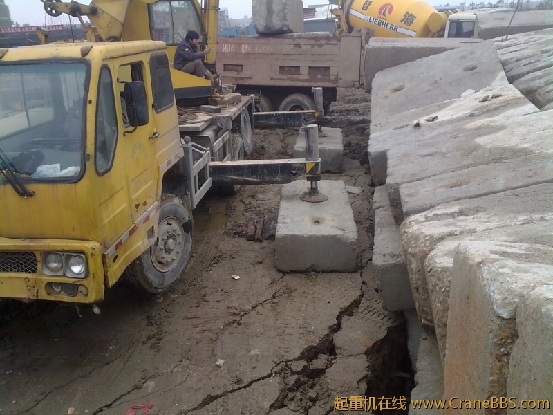 201203131383.jpg