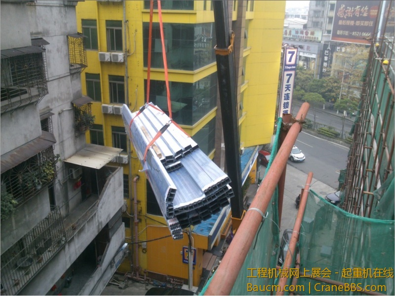 吊铝材上五楼