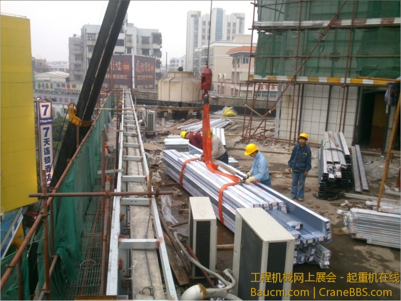 吊铝材上五楼