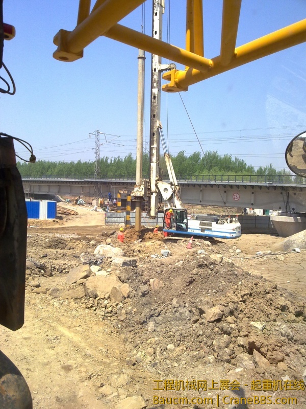 20120406689.jpg