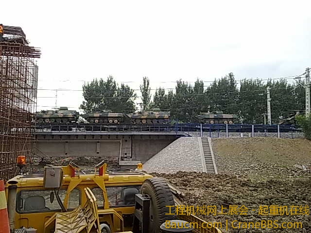 201207181377.jpg