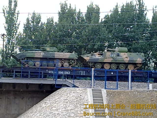 201207181380.jpg