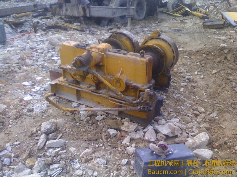 老吊车解体了