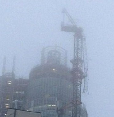 Vauxhall_crane[1].jpg